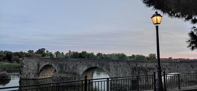 El Puente Viejo de Talavera estrenará nueva iluminación en junio