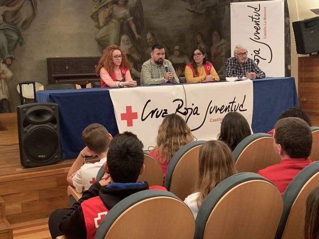 El Gobierno regional pone en valor la formación en prevención de los voluntarios de Cruz Roja