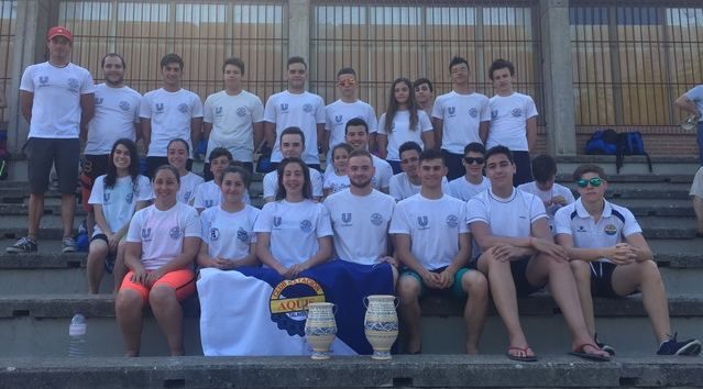 Club de ganadores: los nadadores del CN Aqüis, campeones masculinos y subcampeonas femeninas