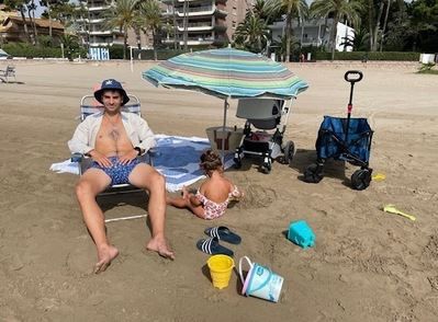 Trigueros, Benicasim...y su posado en la foto viral del verano