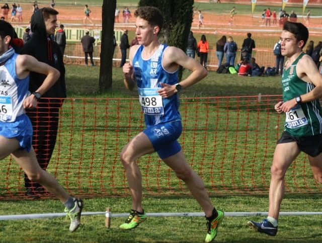 El atleta de UDAT en plena carrera.