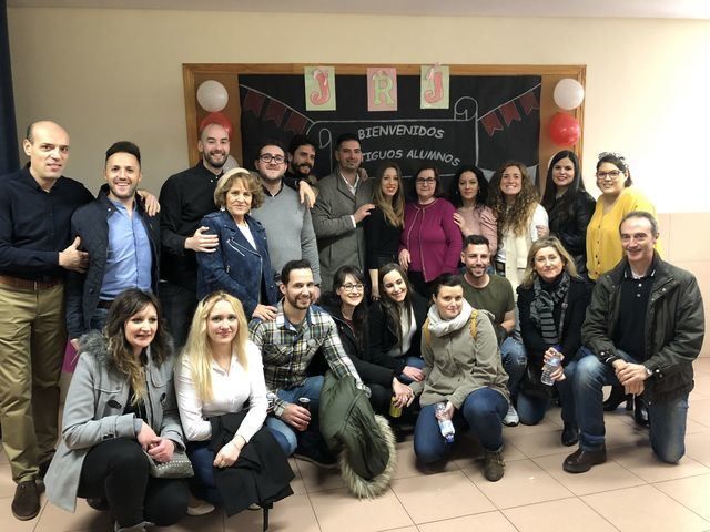 FOTOS | Encuentro de antiguos alumnos del Colegio Juan Ramón Jiménez