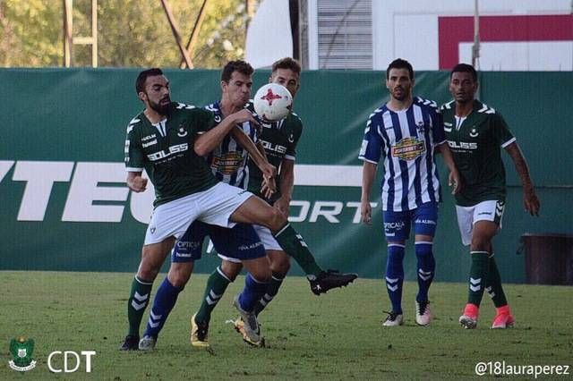 Melchor hace un ‘Ramos’ y el C.F. Talavera se estrena con empate