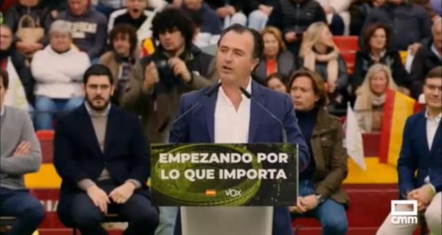 El candidato de VOX CLM se muestra pro-trasvase en Murcia