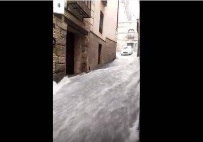 Vídeo. Los Bomberos de Toledo realizan un total de 22 salidas para atender las incidencias de las fuertes lluvias