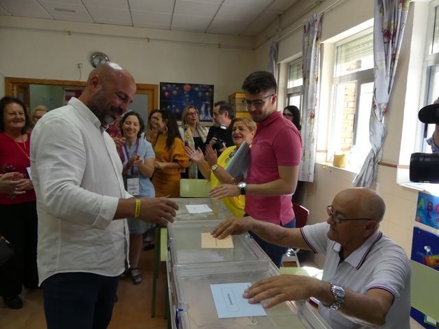 García Molina: “Espero y deseo que la gente vote para que Castilla-La Mancha siga contando con un gobierno de progreso”