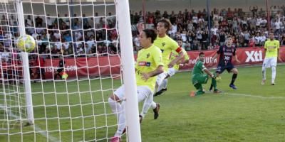 Cae el invicto Badajoz, gana su primer partido el Mérida y el Talavera en zona de descenso