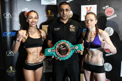 Lara Fernández disputa hoy el Mundial de Muay Thai en Londres