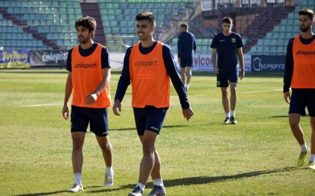 Los emeritenses en el último entrenamiento