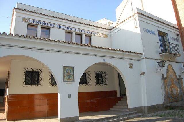 Fachada del antiguo Mercado de Abastos de Talavera