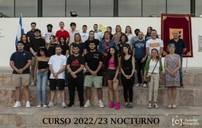 24 alumnos se grad&#250;an en el Bachillerato Nocturno de Talavera