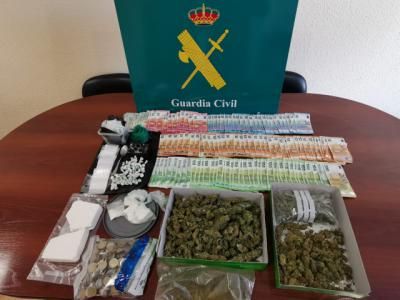 Detienen a una pareja por vender droga en pueblos de Toledo