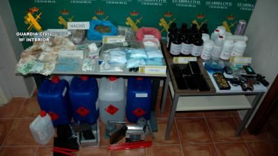 Desarticulan una organización criminal dedicada al tráfico de drogas en CLM