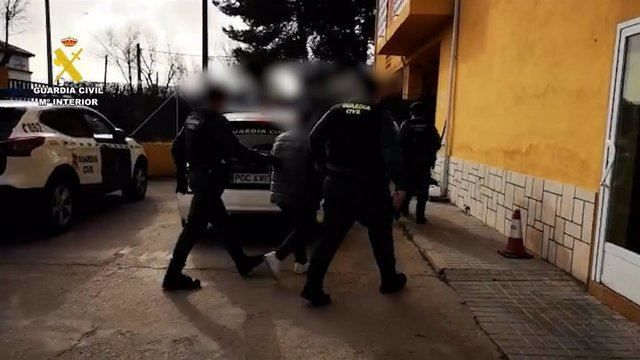 Desarticulada una organización criminal que estafó 5 millones a empresas