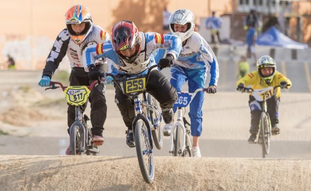 El Club BMX Talavera consigue 4 oros, 3 platas y 3 bronces en la VI Liga Interclubs