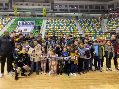 La Junta destaca la buena cantera de la que goza el balonmano en CLM