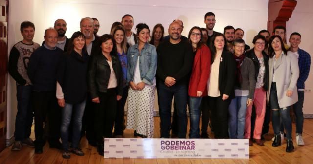 Molina presenta su lista, con 18 mujeres y 15 hombres, para liderar Podemos CLM en las elecciones