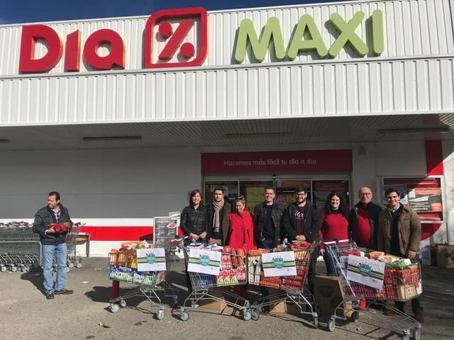 Nuevas Generaciones de la Ciudad de Toledo recoge más de 300 kilos de alimentos