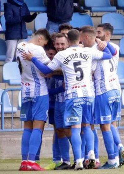 FÚTBOL | La primera vuelta y los fichajes de invierno en el subgrupo del CF Talavera