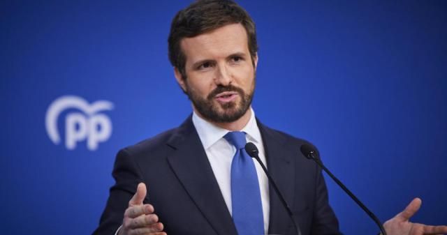 Pablo Casado rechaza las desaladoras y resalta que “tiene que haber agua para todos”