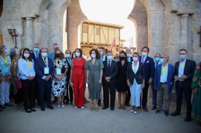 Milagros Tolón agradece a Puy du Fou su apuesta por Toledo