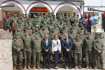 Cospedal visita a la compañía de Municionamiento 112 en el Polvorín del Cerro Negro