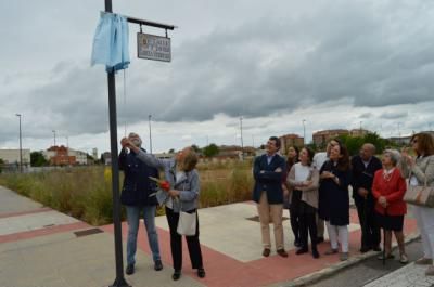 Inaugurada la calle Javier García Verdugo