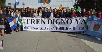 Talavera reivindica en Madrid un tren digno para la ciudad