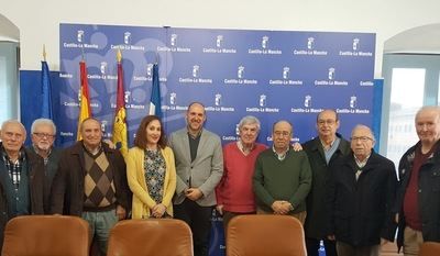 El Gobierno regional mantiene un encuentro con el Centro de Mayores de Talavera