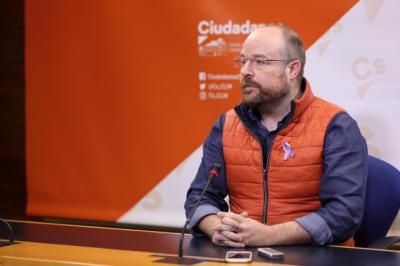 Ruiz dice que Cs "ya avisó" de la recesión al votar contra los presupuestos