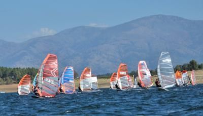 DEPORTES | Se está disputando el Nacional de Windsurf