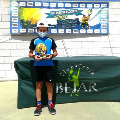 TENIS | El talaverano Alejandro Carrión conquista Béjar