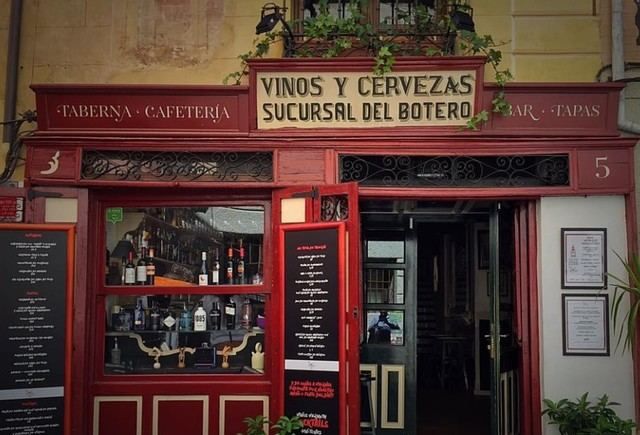 Vinos y Cervezas Sucursal del Botero.