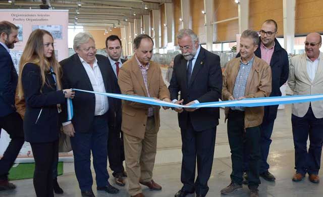 Inaugurado en Talavera el XI Campeonato de España de Avicultura
 