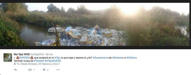 Monumental y vergonzoso tapón de basura en el Guadarrama