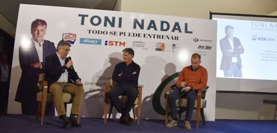 Toni Nadal valora el papel de los docentes como transformadores de la sociedad