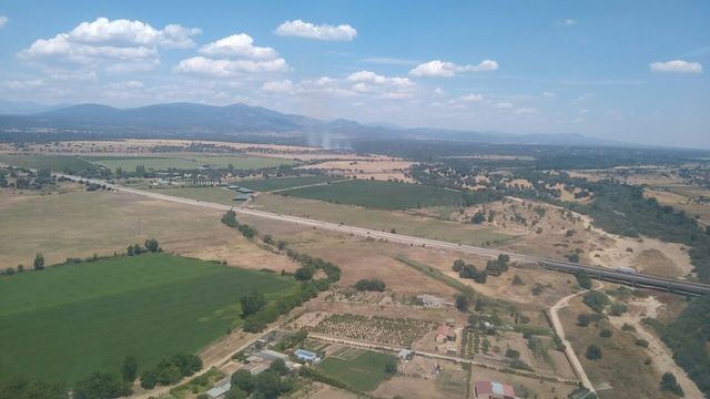 Extinguido el incendio originado en una finca de Pepino