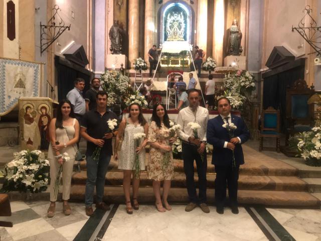 Los jóvenes "populares" en la Basílica.