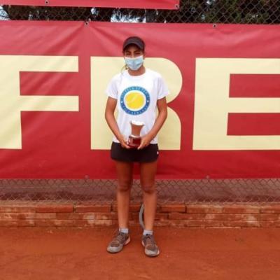 TENIS ALEVÍN | Sofía Fernández se proclama campeona de España