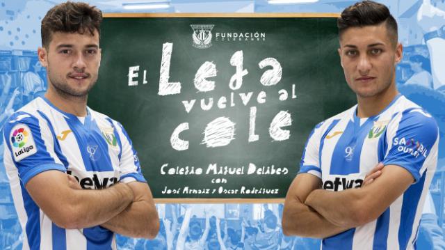 José y Óscar con la camiseta del Lega