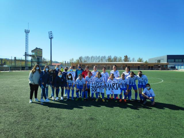 FÚTBOL FEMENINO | El CF Talavera homenajea a la sobrina del presidente