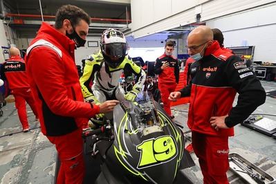 Así ha sido la primera toma de contacto del talaverano Álvaro Bautista con Ducati