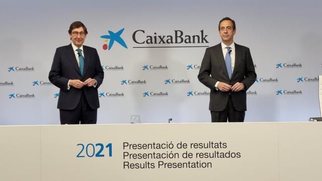 Caixabank afianza su liderazgo comercial y su fortaleza financiera