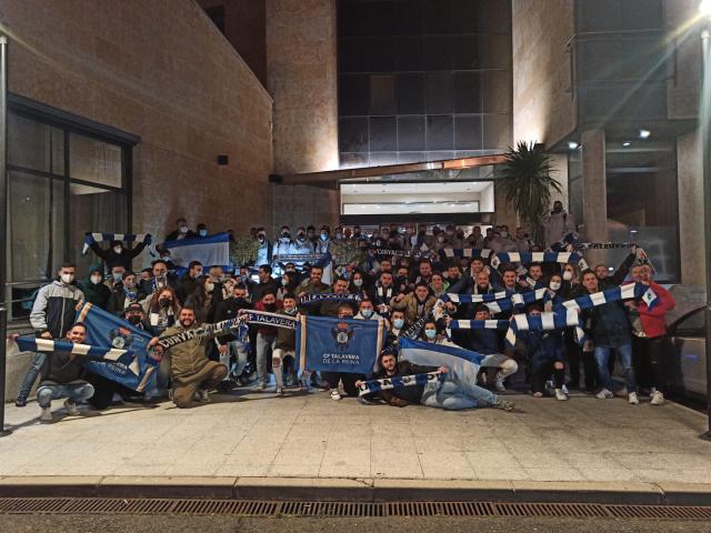 La afición blanquiazul invade Salamanca