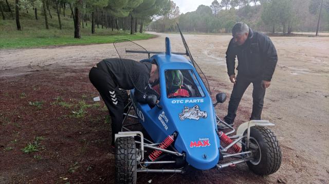 Javier Álvarez debuta este sábado en el regional de Autocross