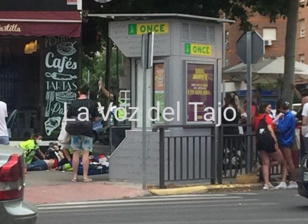 Gran revuelo en una céntrica avenida… por el mareo de una mujer mayor