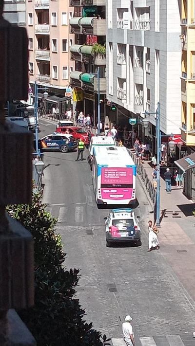 Un motorista herido tras una colisión en una céntrica calle de Talavera