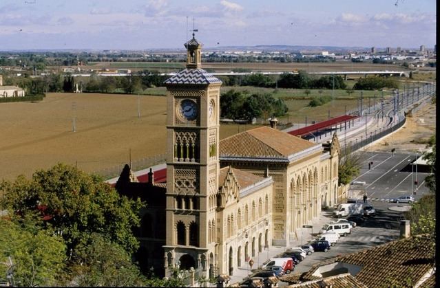 Adif promueve la integración del ferrocarril y la bicicleta en sus estaciones