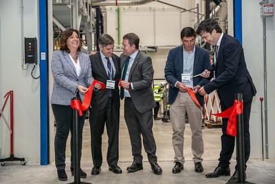 Page inaugura la ampliación de la planta Plastipak