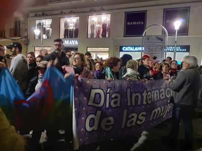 El feminismo toma las calles de Talavera